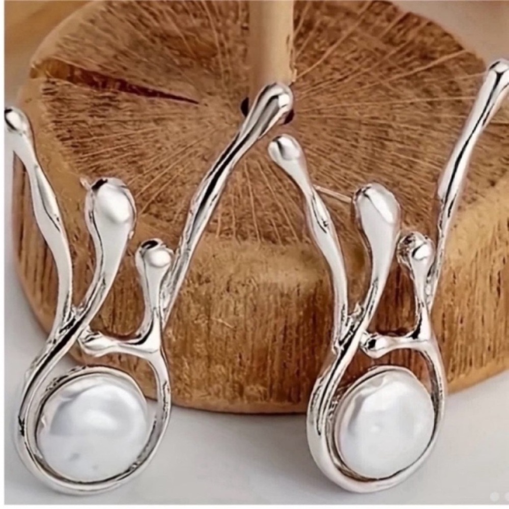 Silver Pearl Drop Contemporary Women’s Earrings - Picture 4 of 5
